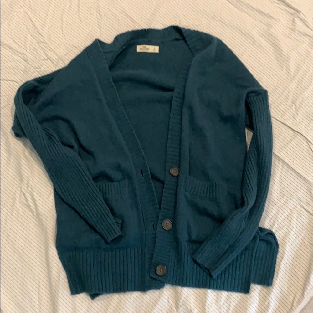 Hollister sweater